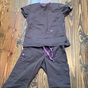 Med Couture scrub set